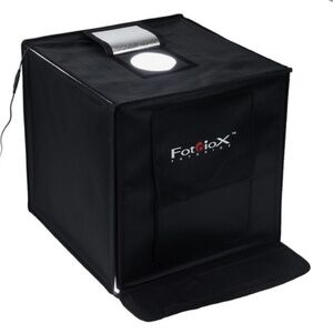 FotodioX LED Studio-In-a-Box (28 x 28") light box photo studio never used
